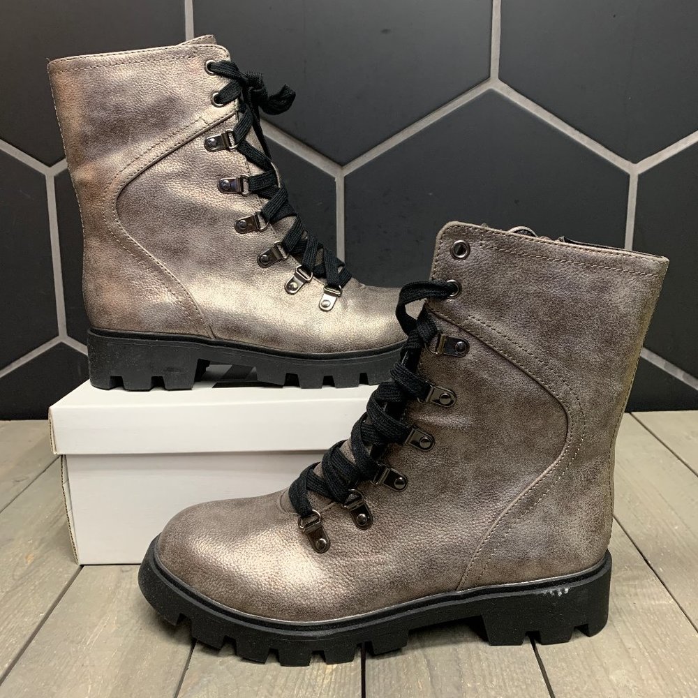 New Womens L47 Flash Pewter Silver Boot Size 7.5